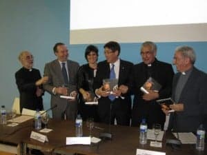 Los representantes de los santuarios y el consejero Aliaga. Foto S.E.