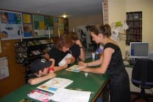 La oficina de Alquézar ha aumentado sus consultas. Foto JLP.