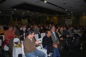 Asistentes al acto de Monzón.