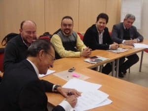 Firma de la AEI en Madrid. Foto S.E.