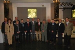 Campo Vidal con empresarios, políticos y profesores. JLP.