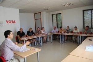 Reunión de UGT con sus delegados de Barbastro. JLP.