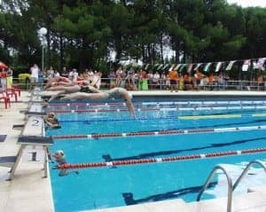 Piscinas de Airon Club Monzón.