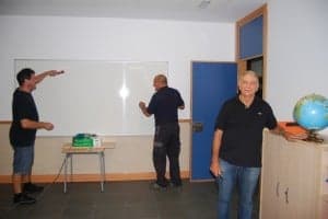 Paco Durán en una de las aulas. JLP.