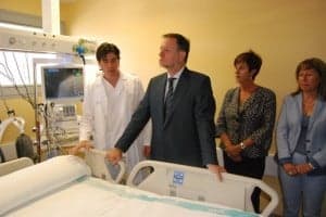 Marcelino Iglesias, Luisa María Noeno y Ana Sese en uno de los boxers. JLP.