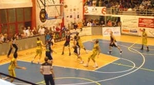 Último ataque del partido ante el Mollet. G.U.
