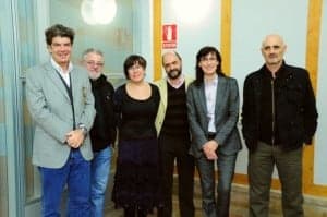 Escritores aragoneses junto a los representantes de la DGA y CAI.