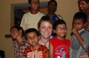 Eva trabaja con la ONG Asociación Amigos del Orfanato Estrella de la Mañana.