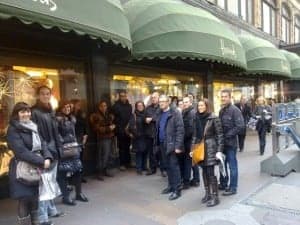 Comerciantes aragoneses en Harrods de Londres.