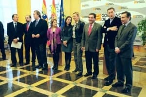 Corredor y Almunia junto a los alcaldes. 