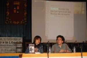 Irene Abad presentó los libros del IEA. JLP.