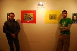 Los ganadores con sus fotografías. JLP.