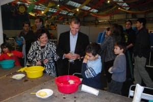 La concejal y el alcalde en la inauguración de la feria. JLP.