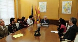 Biel con los alumnos latinoamericanos.