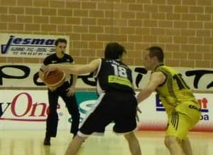 Salva Camps y Pau Lopez, un duelo de bases regalo para la vista . G.U.