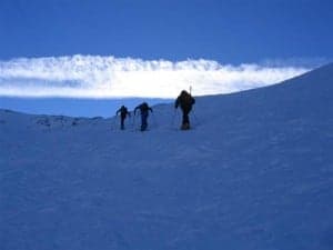 La montaña se convierte, en ocasiones, en un peligroso gigante blanco. Foto: Pedro Solana.