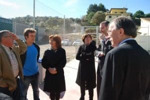 Broto conversa con vecinos de la localidad. JLP.