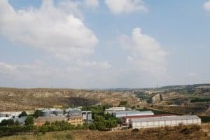 La vía verde llegaría hasta el polígono valle del Cinca. JLP.