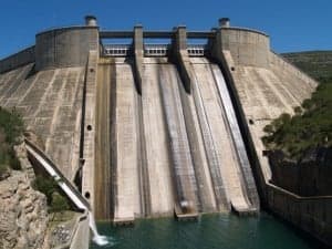 Presa de El Grado. JLP.