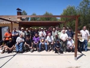 Foto de familia de las dos comunidades de pescadores. 