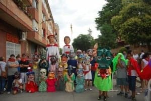 Cabezudos, gigantillos y el dragón. JLP.