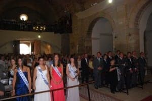 Las mairalesas y autoridades. JLP.