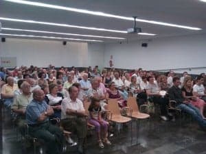Asistentes a la presentación del libro sobre Cleto Torrodellas. JLP.
