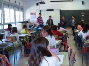 Presentación de la guía a los alumnos del Aragón.