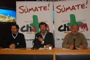 Escobar, Lax y Pardo en su mitin en San Julián. JLP.