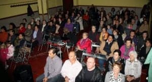 Asistentes a la presentación del calendario. 