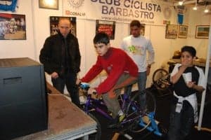 Los clubes de la ciudad participan en la feria. JLP.