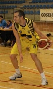 Oscar Pino-triple doble y MVP del partido. Guillermo Uguet.