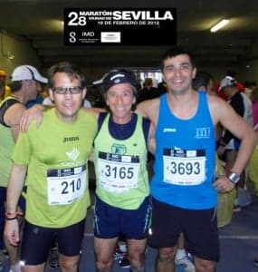 Atletas de Barbastro en el Marathon de Sevilla.