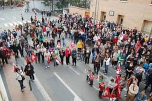 La manifestación terminó en el edificio de los sindicatos. JLP.