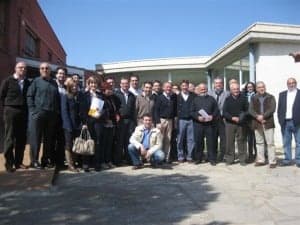 Foto de familia de los asistentes al acto de Binéfar. 