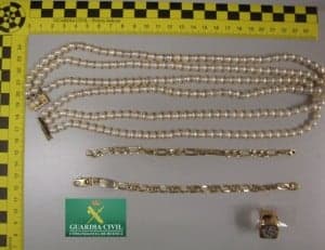 Joyas robadas en Barbastro.