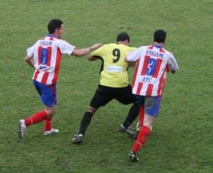 Teto fue un quebradero de cabeza para el Monzón. Carlos Marco.