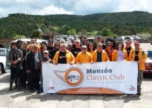 Miembros del Monzón Classic Club en Torreciudad.