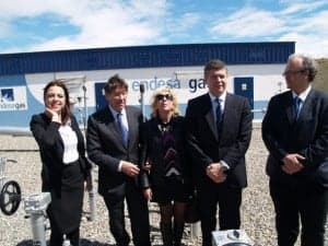 El consejero de Industria, la alcaldesa y el consejero de Endesa. José Luis Pano.