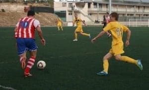 El Ejea goleó al Barbastro. Carlos Marco.