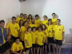 El equipo de nadadores de Barbastro.