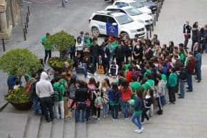 Escuela pública en la plaza Mayor de Monzón. JLP.