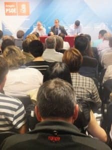 Reunión con alcaldes del PSOE en Huesca. 