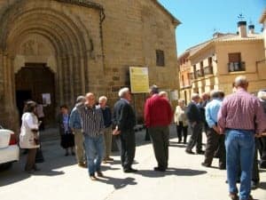 Salida de misa en Berbegal. 