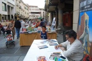 Juanfer Briones firmó ejemplares de su templario. José Luis Pano.