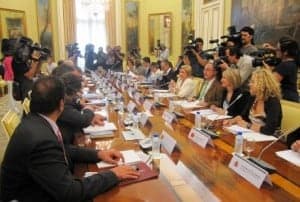 La consejera durante la reunión. 