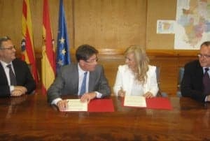 Firma del convenio.
