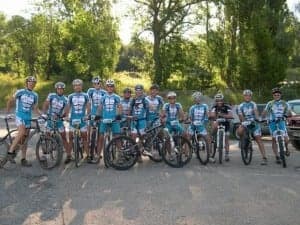 Club Ciclista Barbastro antes de la salida.