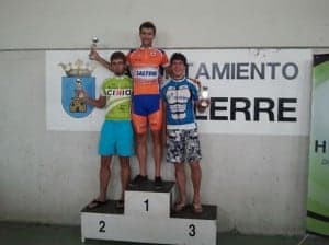 Podio Élite en la V BTT de Alerre.