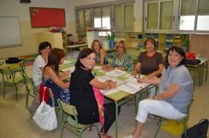 Maestras del colegio Aragón de Monzón. JLP.